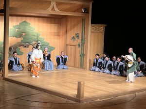 Mehr über den Artikel erfahren  Kanze-Noh-Theater in der Kölner Philharmonie